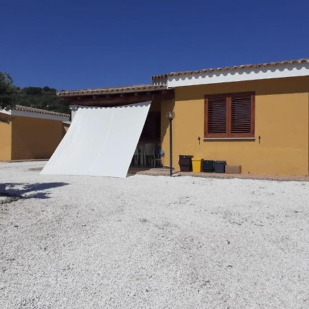 Sos Appentos 3 - Indipendente 4/6 Posti Letto Apartment Siniscola Exterior photo
